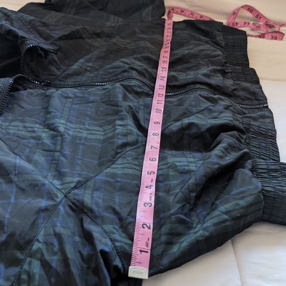 Free w/ purchase Wild Fable Checkered Wind Breaker Jacket - Picture 7 of 11